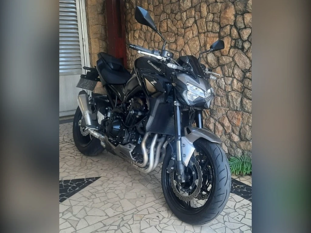 Miniatura da foto 3 - Kawasaki Z 900 2022