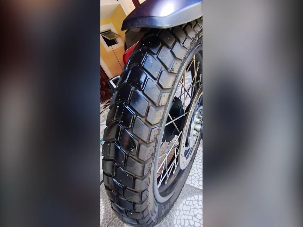 Foto Royal Enfield Scram 411 EFI 2023