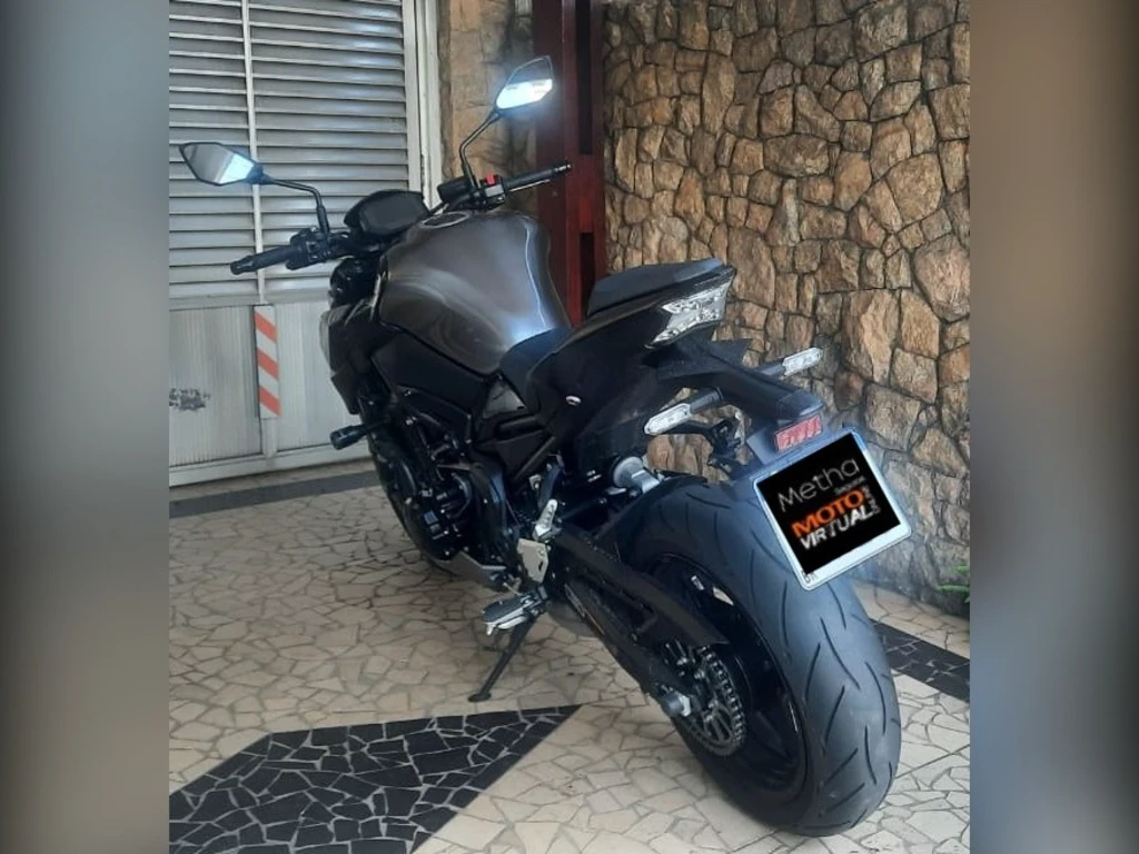 Miniatura da foto 10 - Kawasaki Z 900 2022