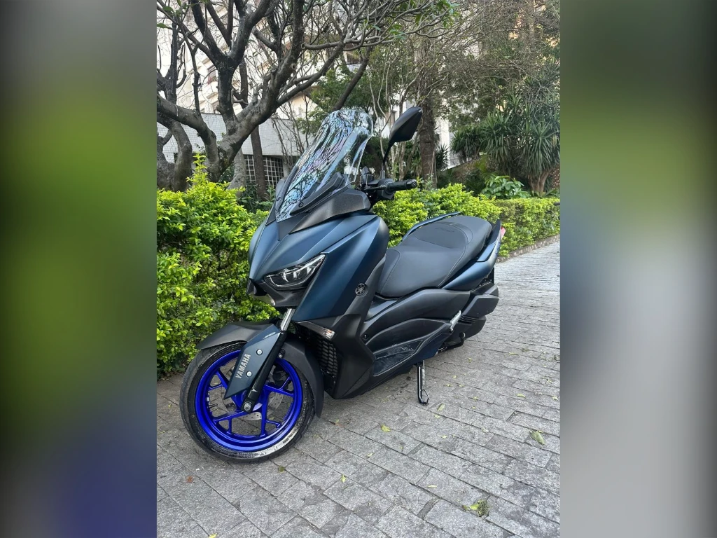 imagem moto YAMAHA XMAX 250 ABS 2023