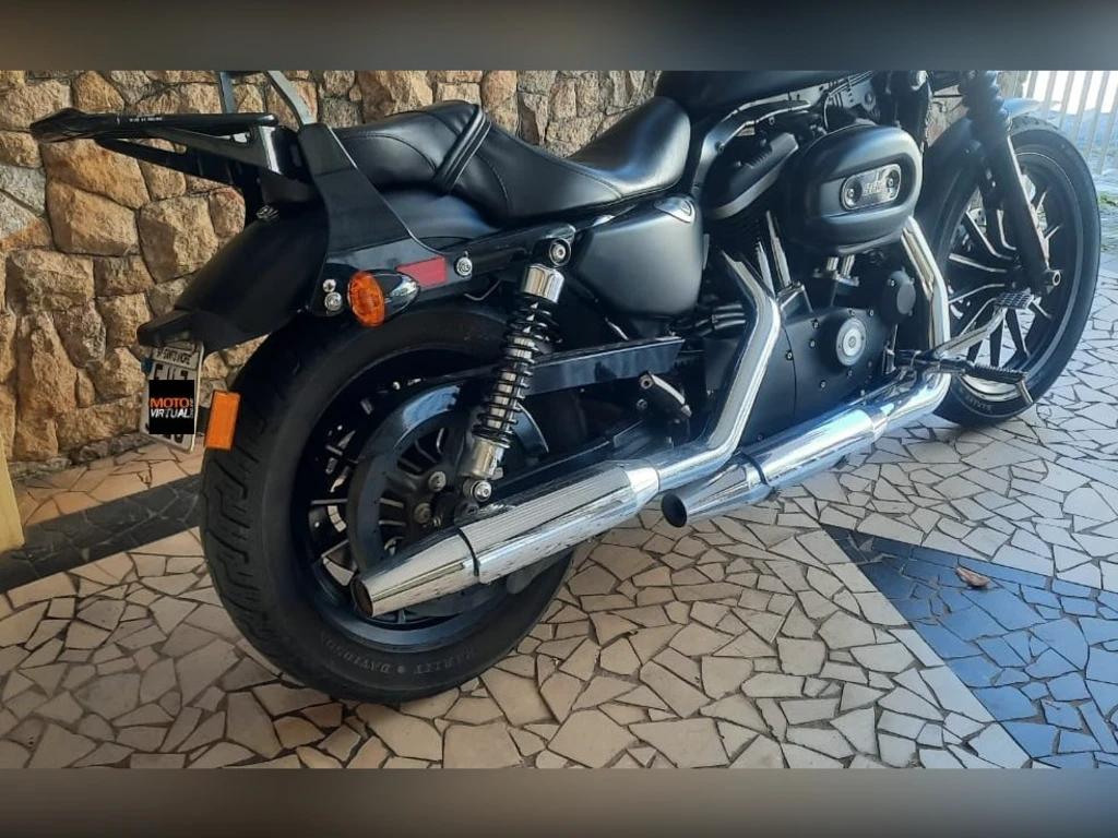 Miniatura da foto 12 - Harley-Davidson XL 883N Iron 2010