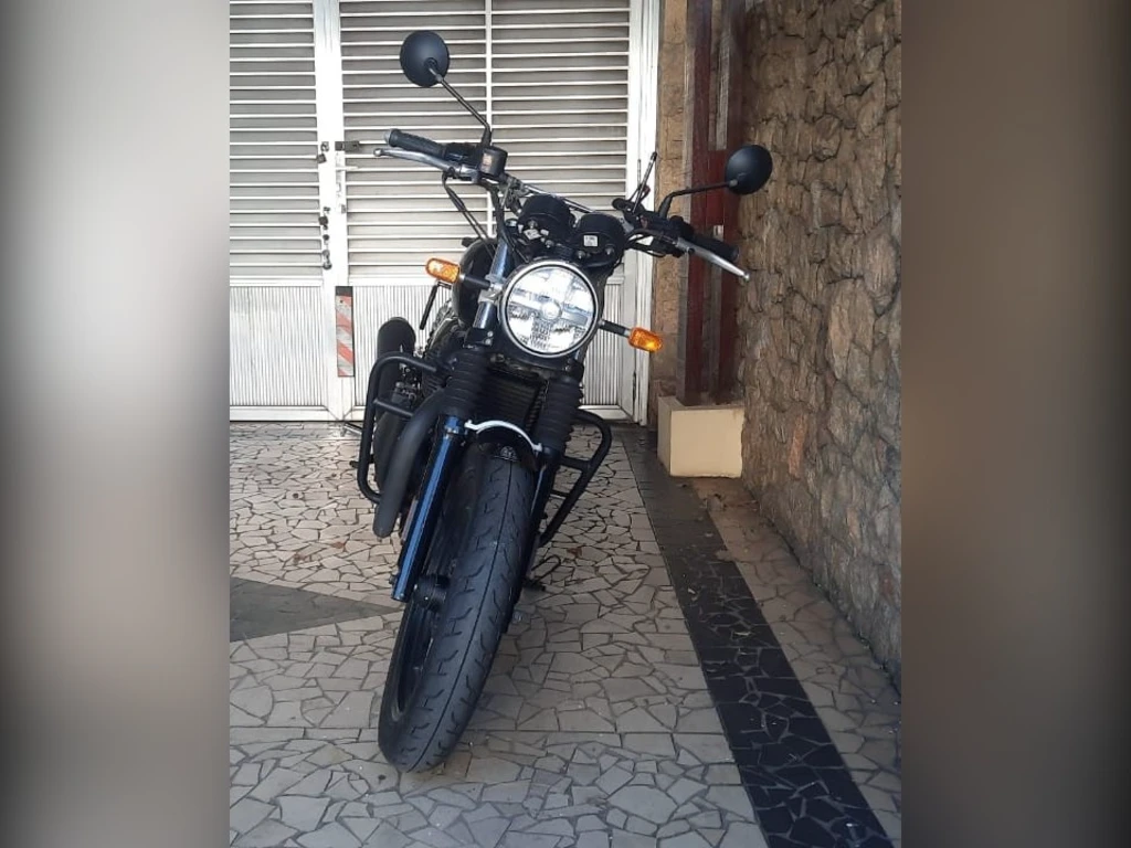 Miniatura da foto 3 - Royal Enfield Interceptor 650 Standard 2025