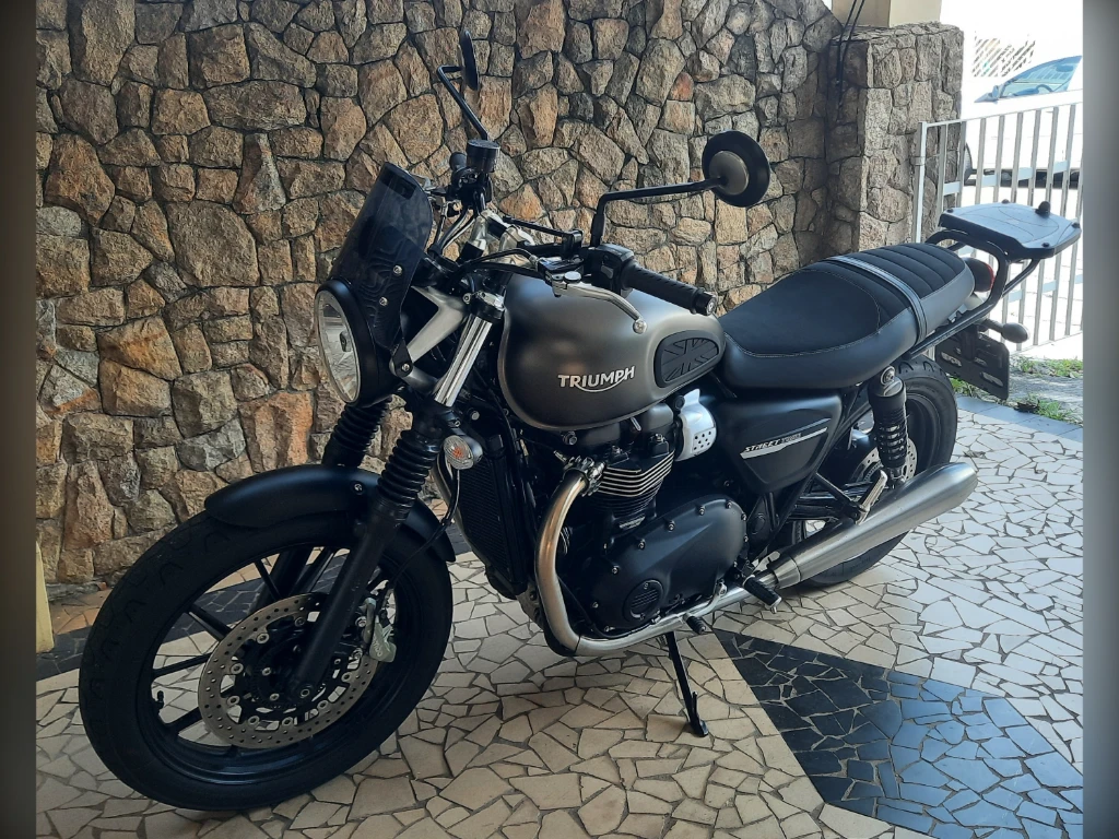 Miniatura da foto 3 - Triumph Street Twin 900cc 2020