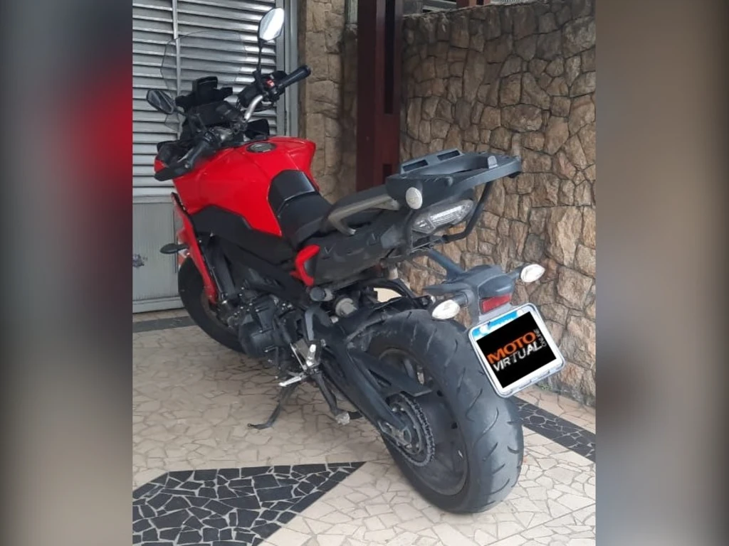 Miniatura da foto 11 - Yamaha MT-09 Tracer 900 GT 2022