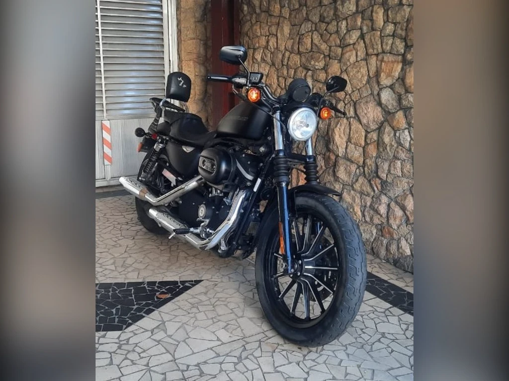 Miniatura da foto 11 - Harley-Davidson XL 883N Iron 2010