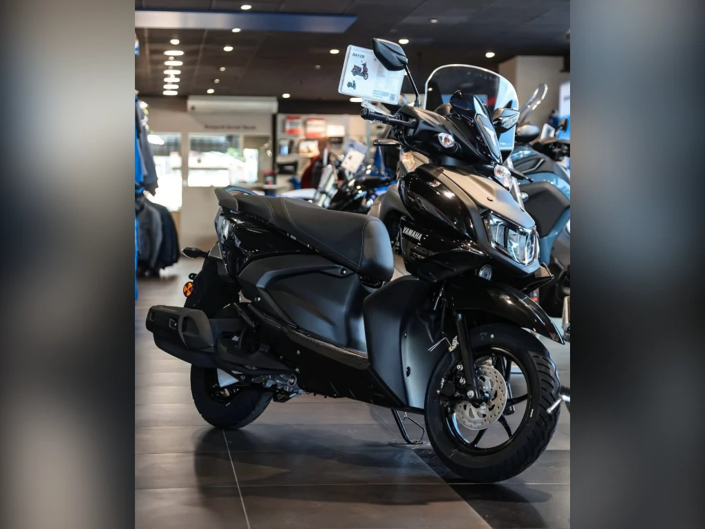 Yamaha ZR 125 Connected 2026 preta à venda no Motonline - foto 6 de 7
