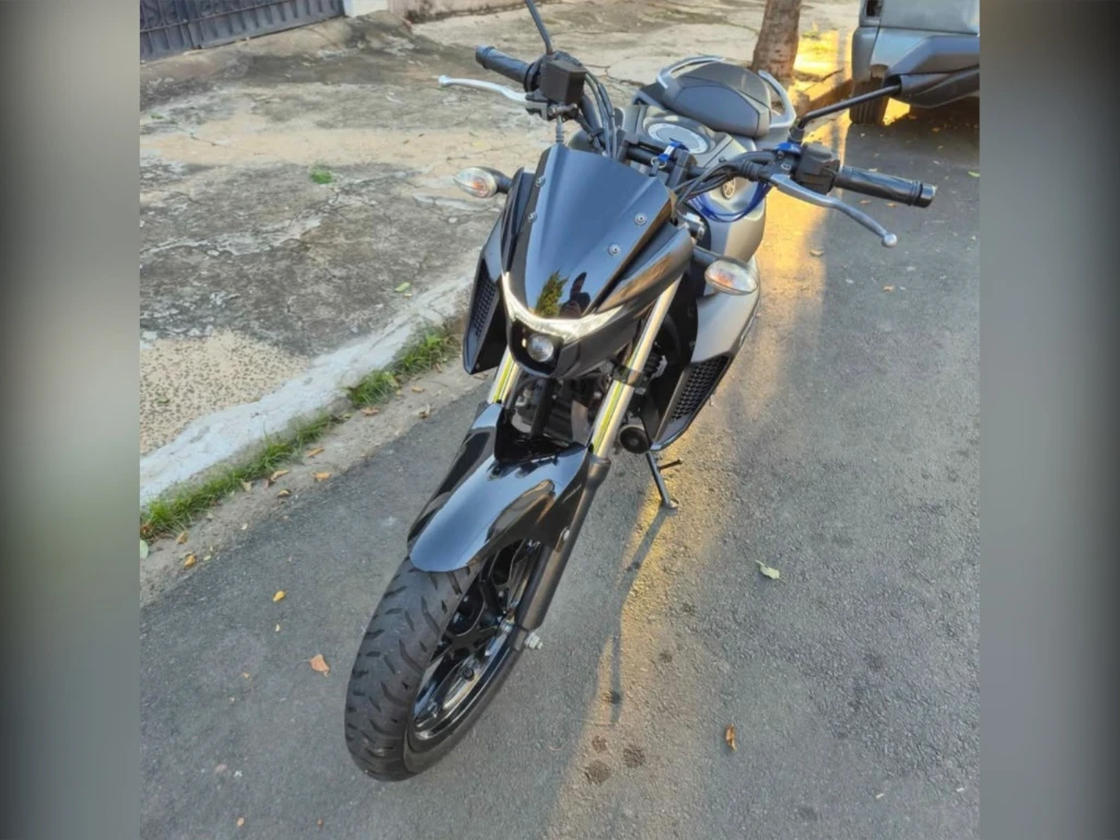 Yamaha FZ25 250 Fazer Flex 2023 preta à venda no Motonline - foto 6 de 8