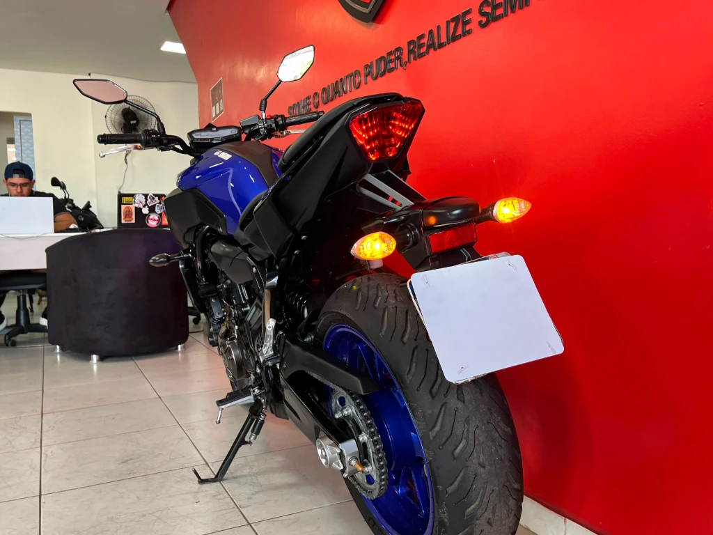 Miniatura da foto 12 - Yamaha MT-07/MT-07 ABS 689cc 2025