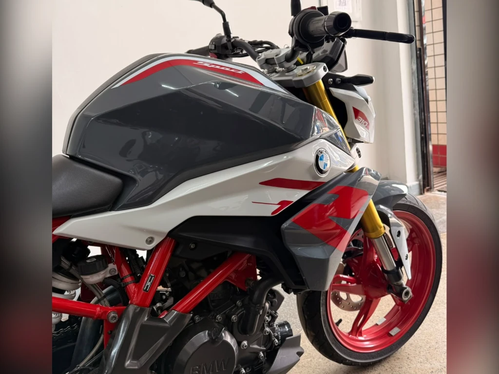 Miniatura da foto 3 - BMW G 310 R 2022