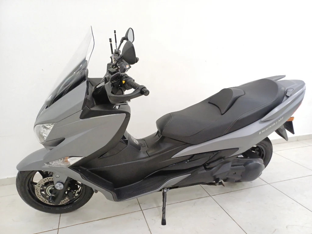 2019 à venda na Machine Motos Multimarcas Jundiai