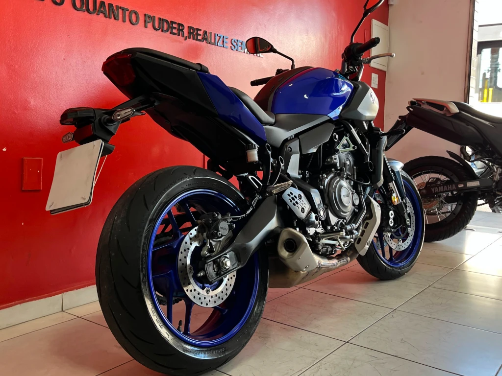 Miniatura da foto 4 - Yamaha MT-07/MT-07 ABS 689cc 2025