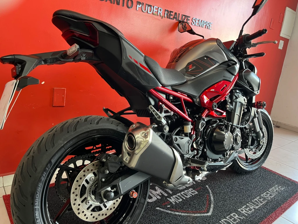 Kawasaki Z 900 2026 vermelha à venda no Motonline - foto 5 de 18