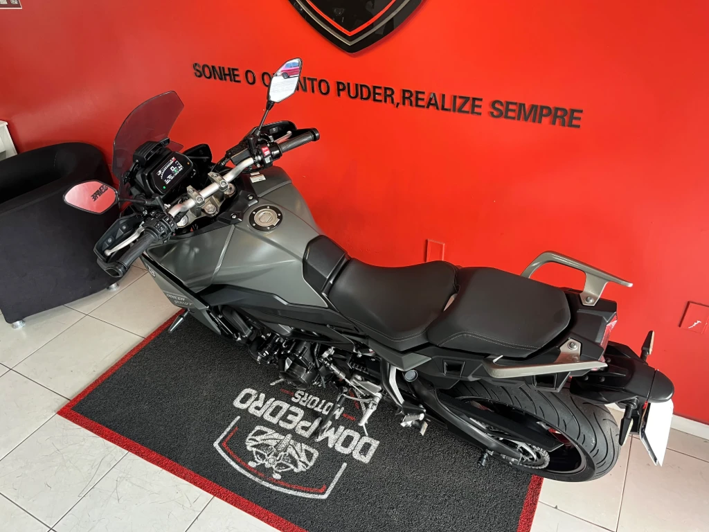 Yamaha MT-09 Tracer 900 GT 2024 cinza à venda no Motonline - foto 11 de 20