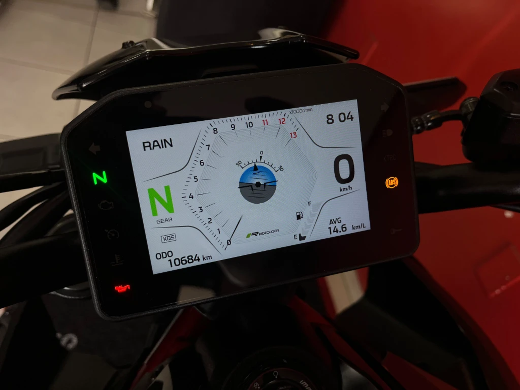 Kawasaki Z 900 2026 vermelha à venda no Motonline - foto 9 de 18