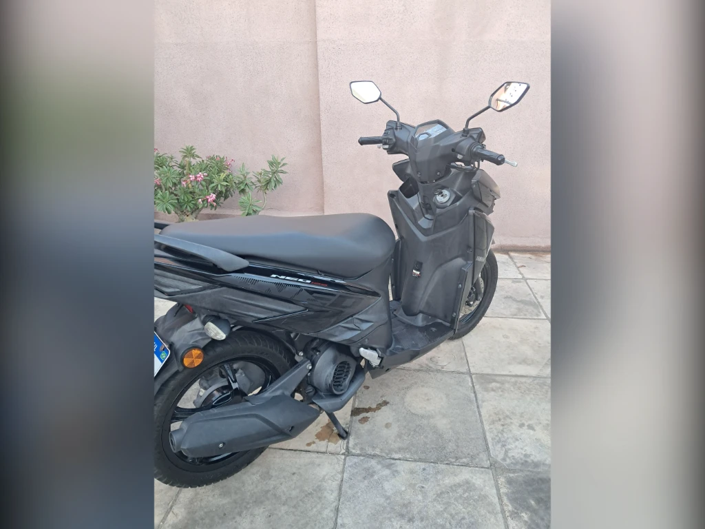 Yamaha NEO Automatic 125cc 2021 preta à venda no Motonline - foto 2 de 9