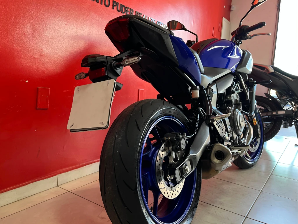 Miniatura da foto 3 - Yamaha MT-07/MT-07 ABS 689cc 2025