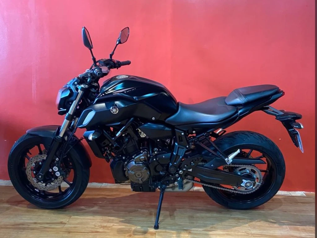 Miniatura da foto 5 - Yamaha MT-07/MT-07 ABS 689cc 2023