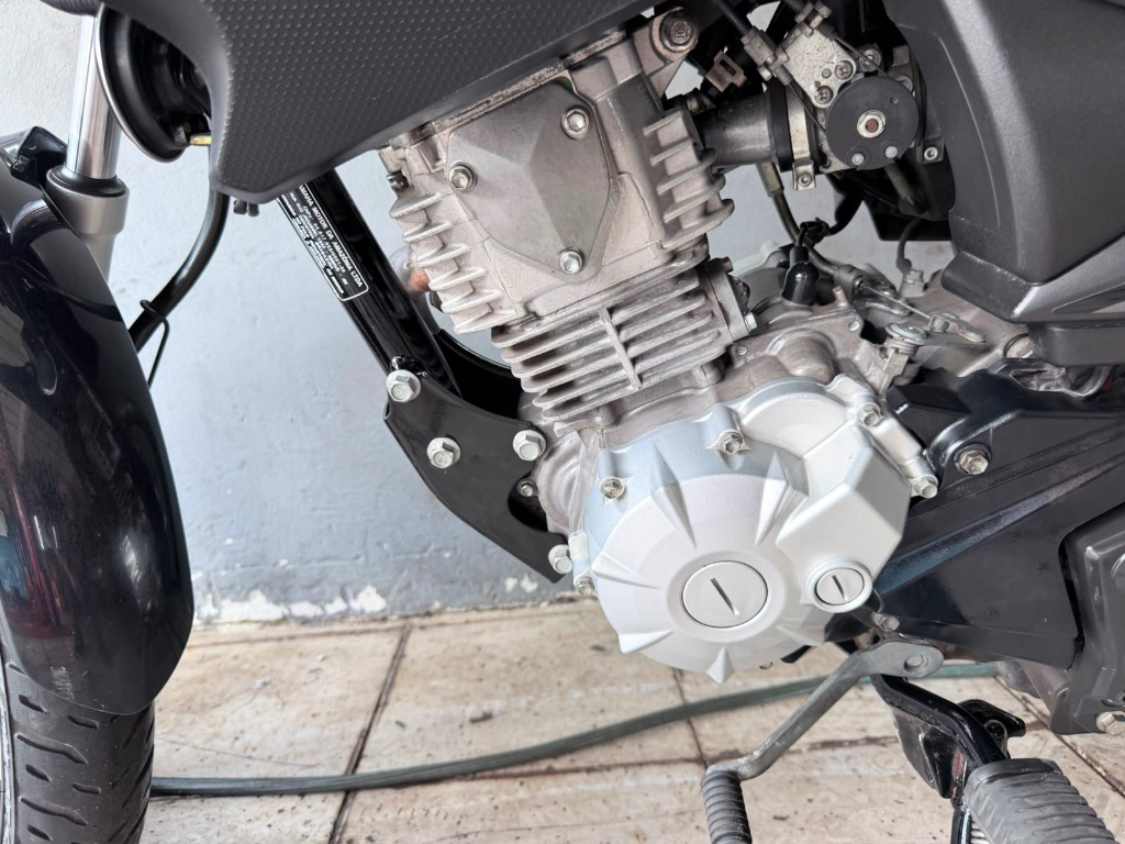Yamaha YBR 125i Factor ED/Flex 2025 cinza à venda no Motonline - foto 2 de 5