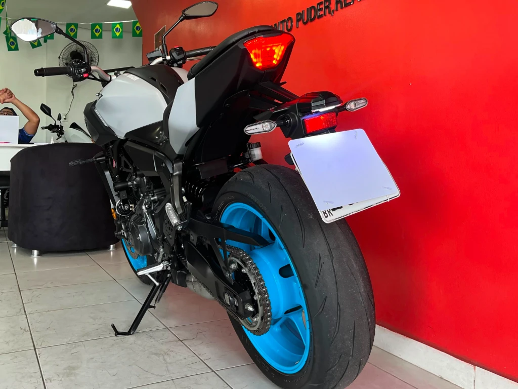 Miniatura da foto 7 - YAMAHA MT07 2025 2026