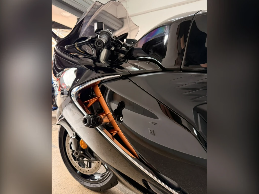 Miniatura da foto 15 - Suzuki GSX 1300-R Hayabusa 2023