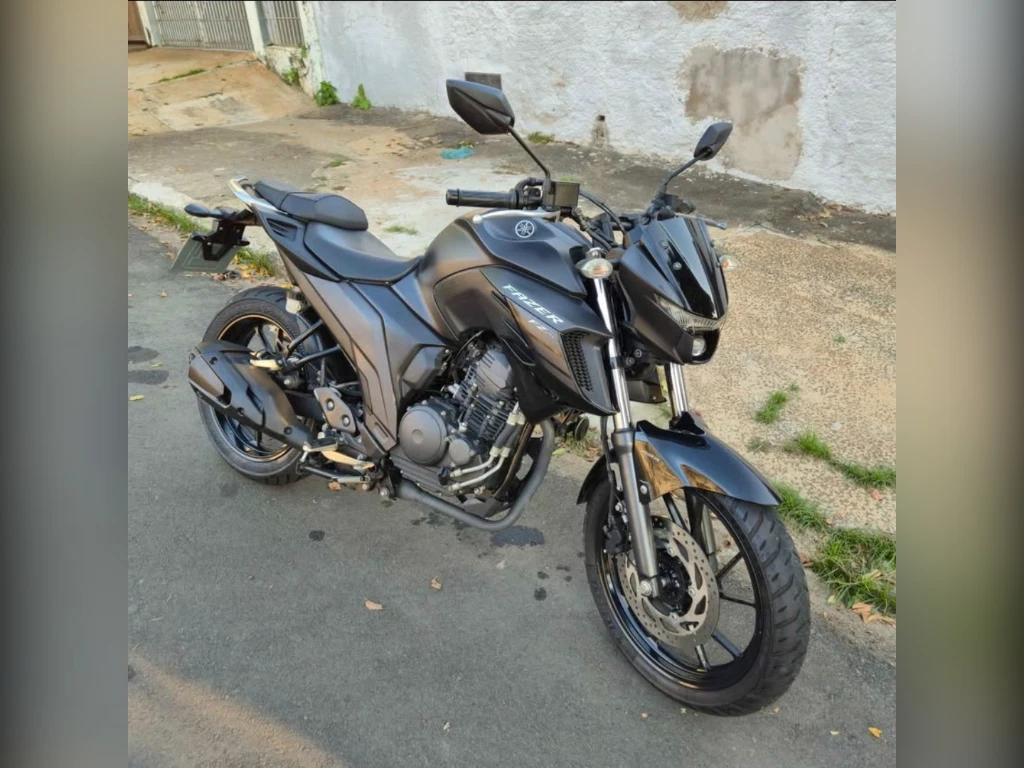 Yamaha FZ25 250 Fazer Flex 2023 preta à venda no Motonline - foto 1 de 8