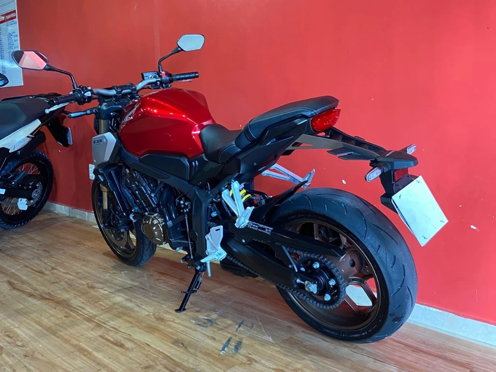 Miniatura da foto 3 - Honda CB 1000R Black Edition 2023