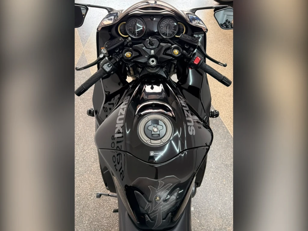 Miniatura da foto 19 - Suzuki GSX 1300-R Hayabusa 2023