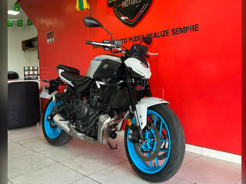 Miniatura da foto 10 - YAMAHA MT07 2025 2026