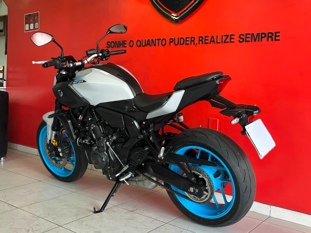 Miniatura da foto 9 - YAMAHA MT07 2025 2026