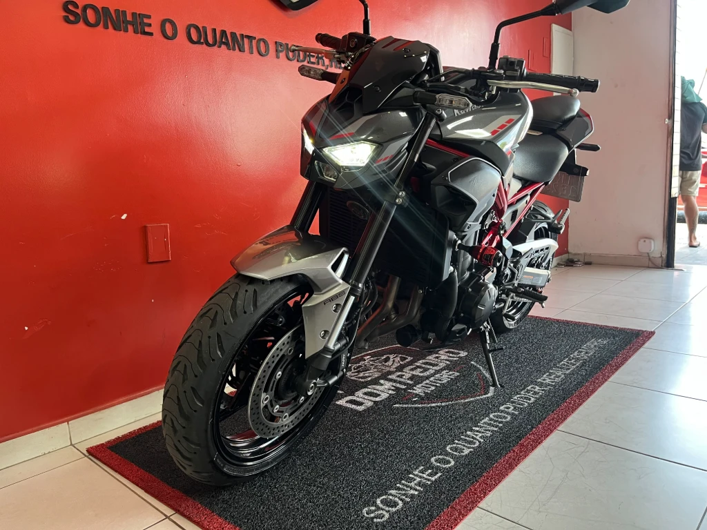 Kawasaki Z 900 2026 vermelha à venda no Motonline - foto 14 de 18