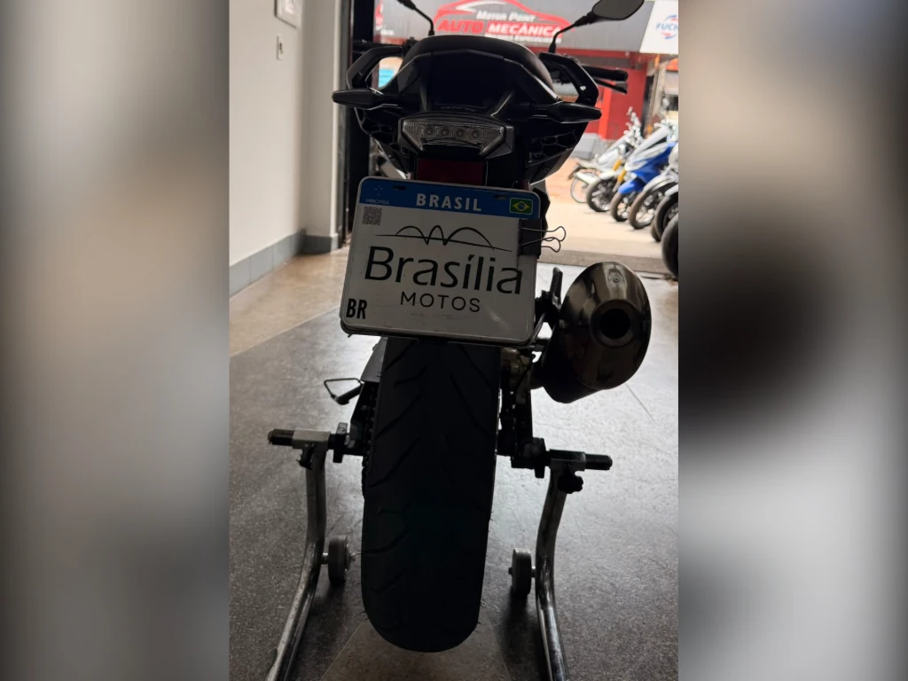 Miniatura da foto 10 - BMW G 310 R 2022