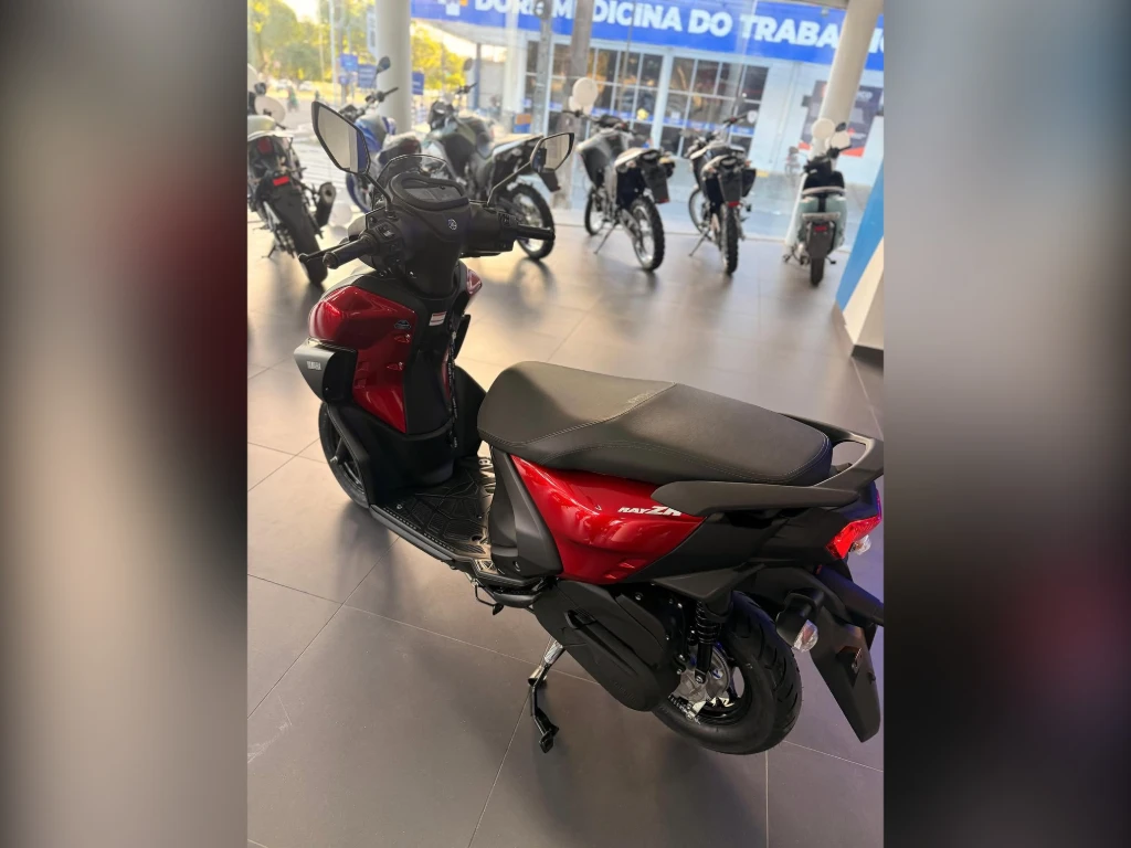 Yamaha ZR 125 Connected 2026 vermelha à venda no Motonline - foto 2 de 6