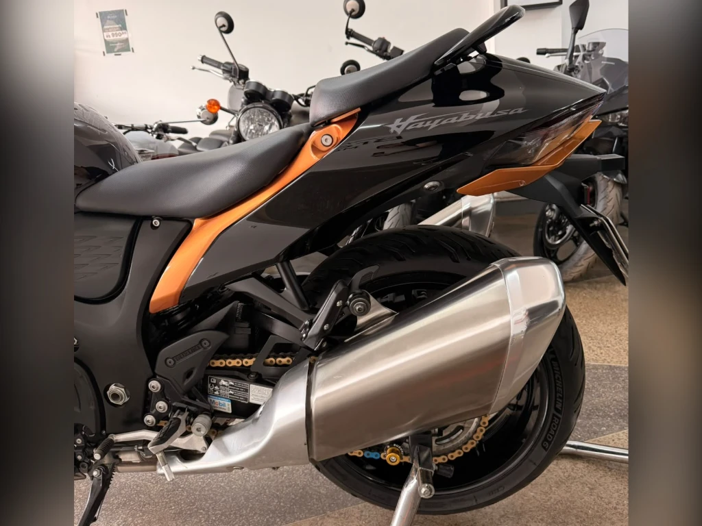 Miniatura da foto 12 - Suzuki GSX 1300-R Hayabusa 2023