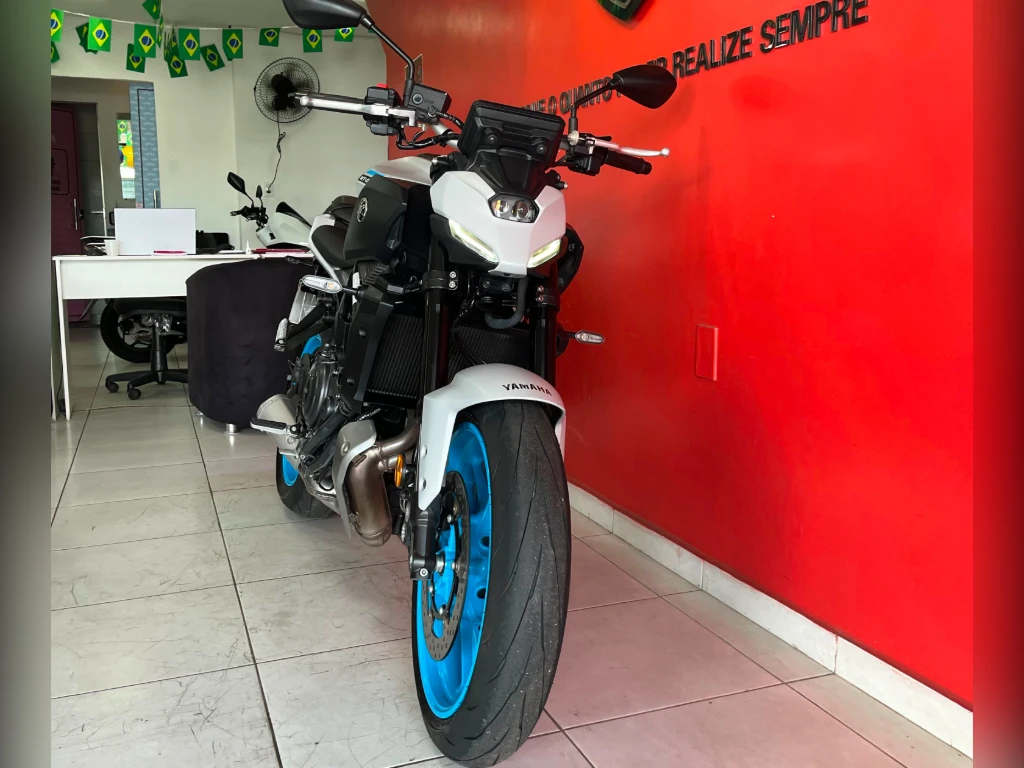 Miniatura da foto 2 - YAMAHA MT07 2025 2026