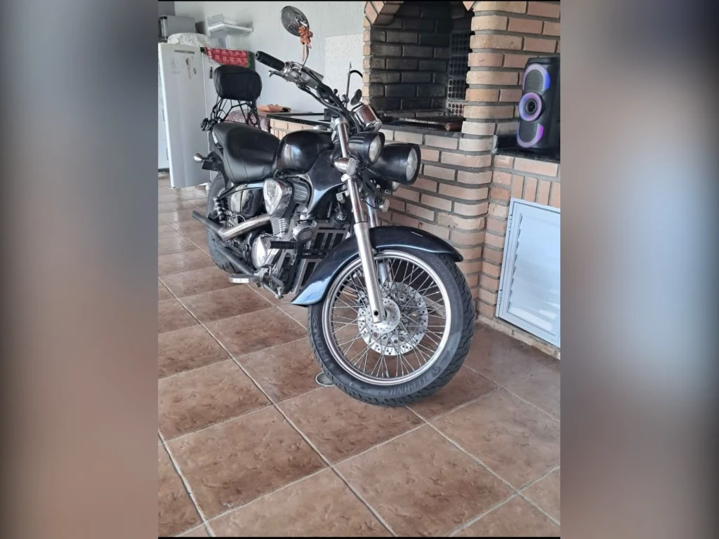 imagem moto HONDA VT 600 C SHADOW 2000