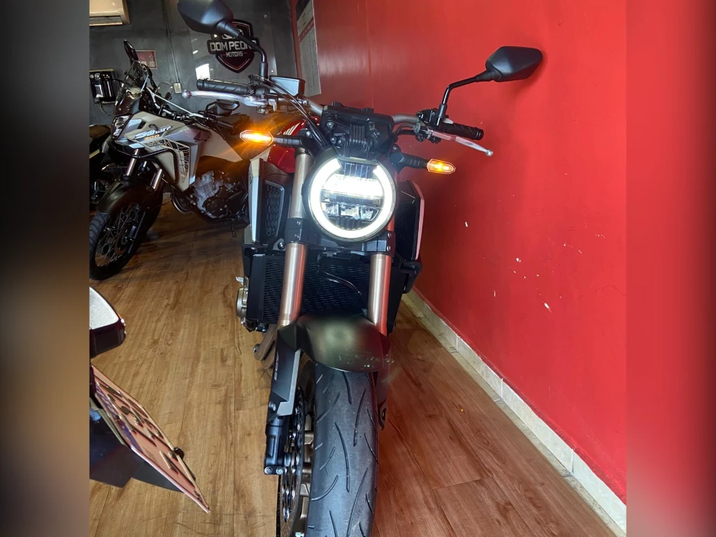 Miniatura da foto 9 - Honda CB 1000R Black Edition 2023