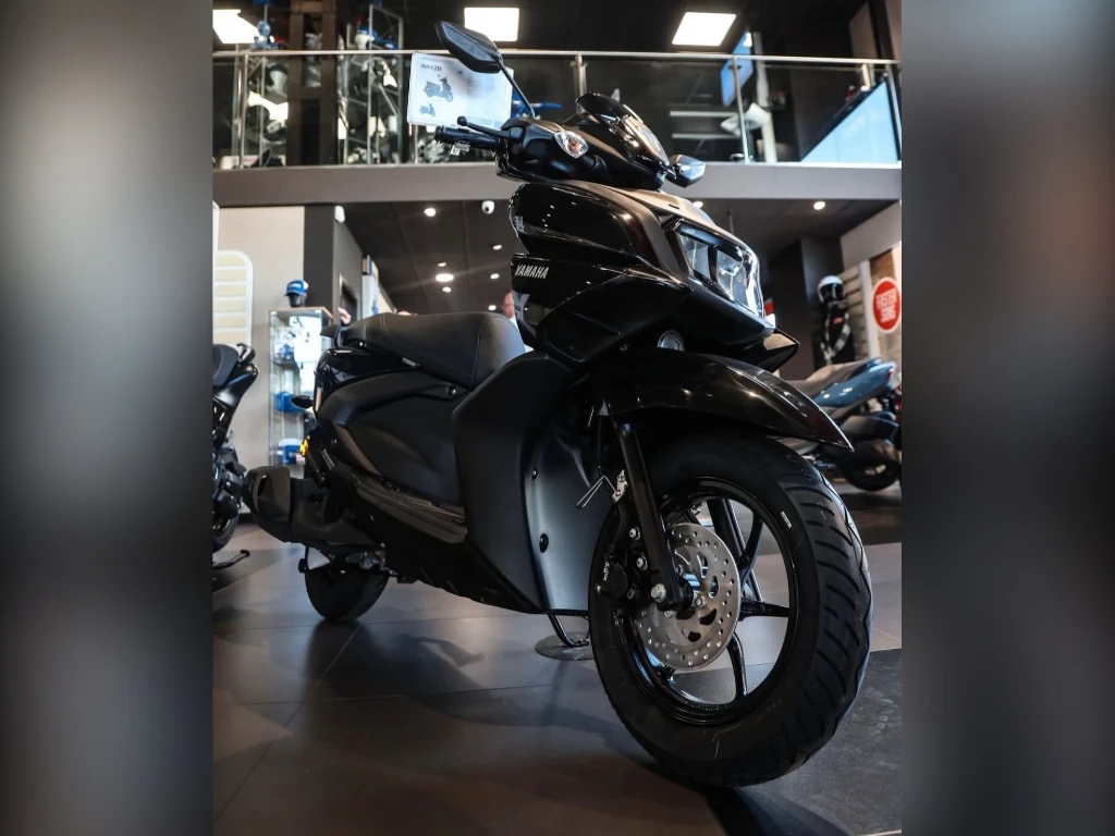 Yamaha ZR 125 Connected 2026 preta à venda no Motonline - foto 5 de 7