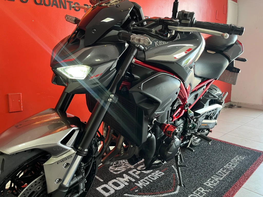 Kawasaki Z 900 2026 vermelha à venda no Motonline - foto 11 de 18