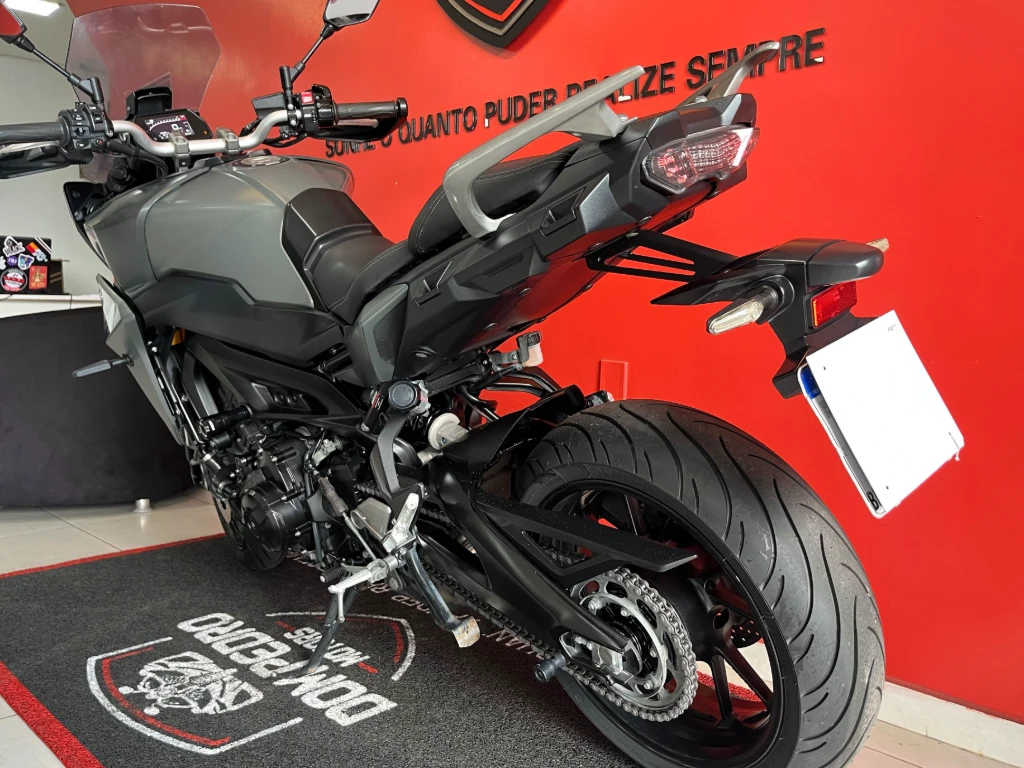 Yamaha MT-09 Tracer 900 GT 2024 cinza à venda no Motonline - foto 15 de 20