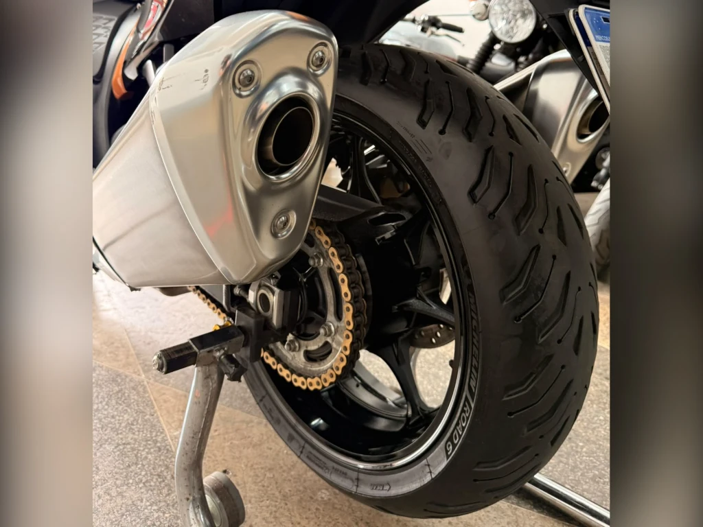 Miniatura da foto 14 - Suzuki GSX 1300-R Hayabusa 2023
