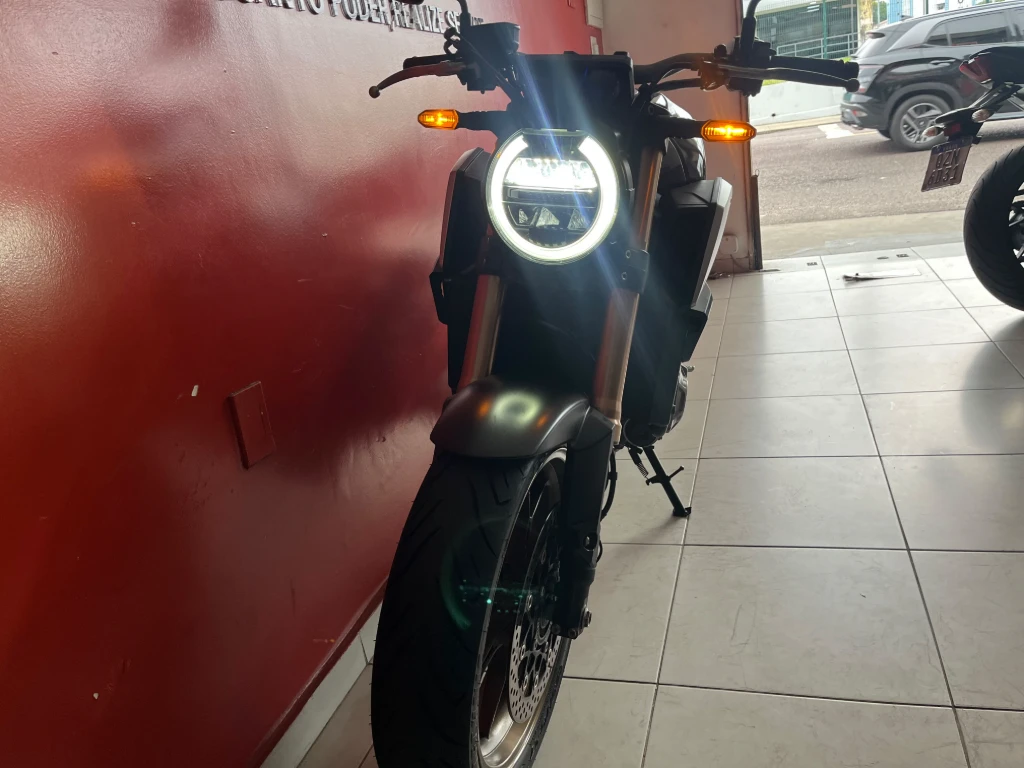Honda CB 650R 2022 cinza à venda no Motonline - foto 2 de 16