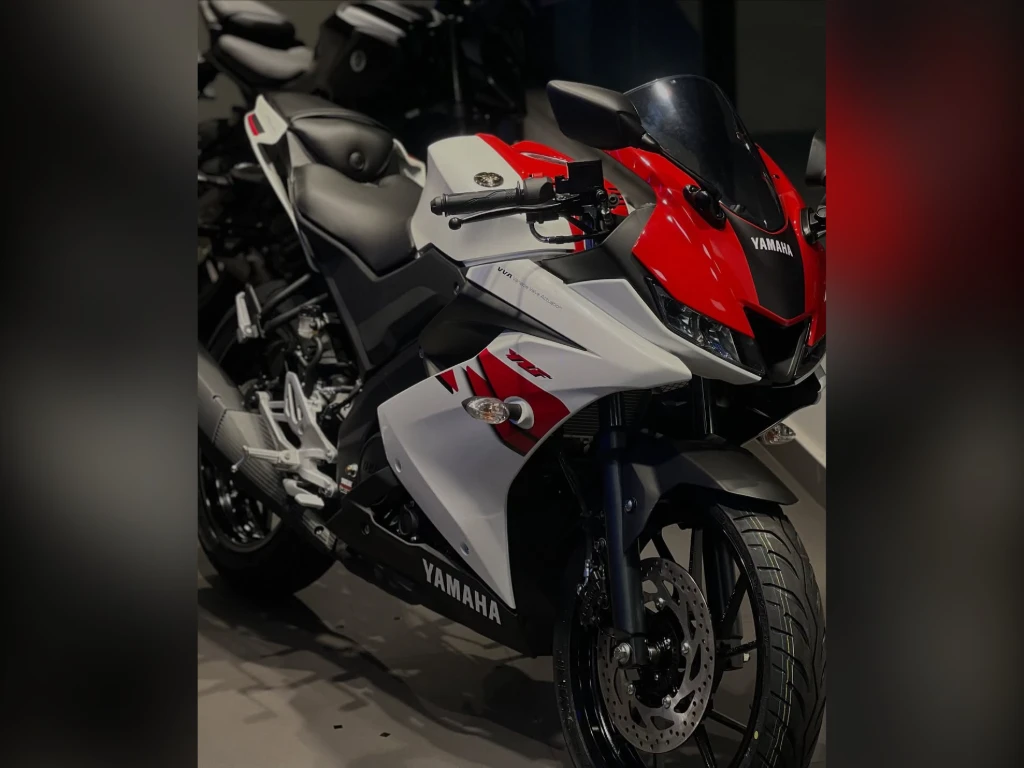 imagem moto YAMAHA YZF R-15 155 ABS 70th ANNIVERSARY 2026