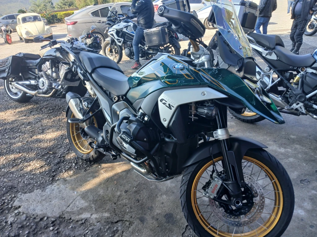 BMW R 1300 GS 2025 verde à venda no Motonline - foto 2 de 2