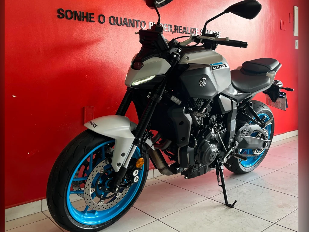Miniatura da foto 6 - YAMAHA MT07 2025 2026