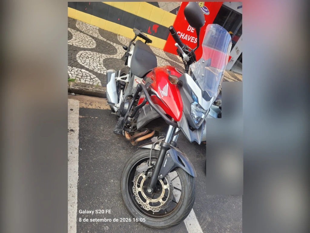 Honda CB 500X 2018 vermelha à venda no Motonline - foto 5 de 8