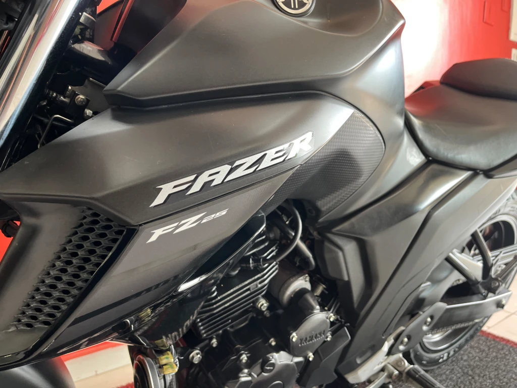 Yamaha FZ25 250 Fazer Flex 2023 preta à venda no Motonline - foto 11 de 18