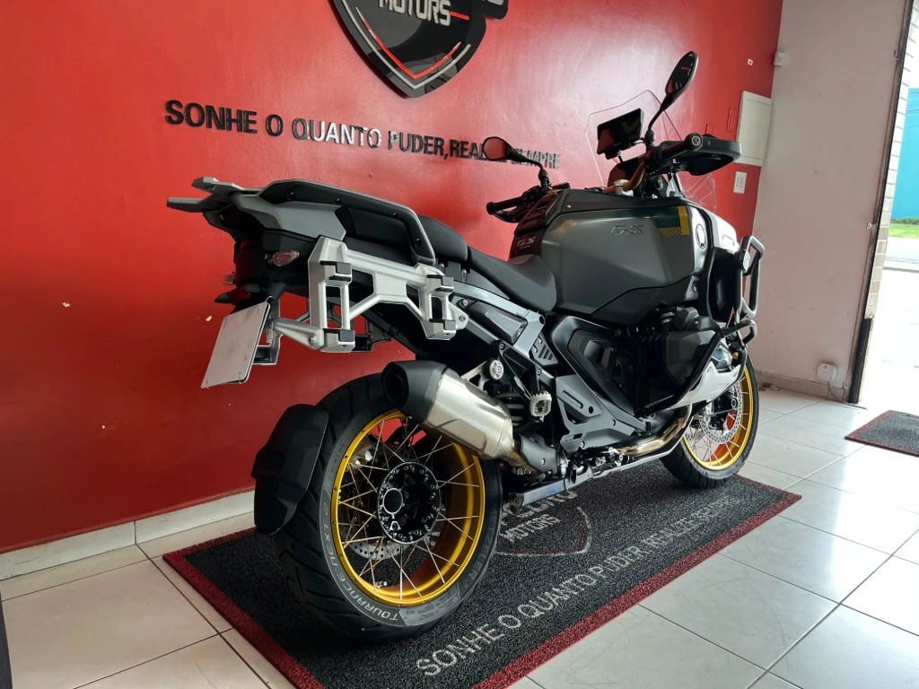BMW R 1300 GS Adventure 719 2025 verde à venda no Motonline - foto 7 de 19