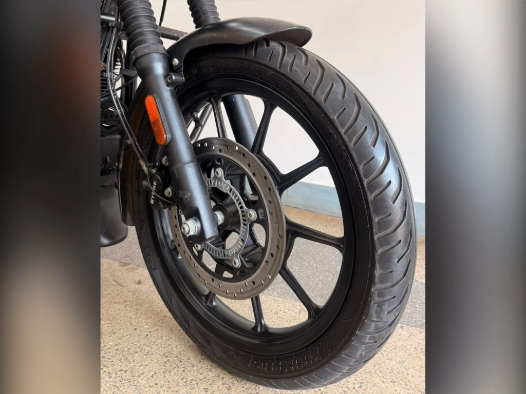 Miniatura da foto 3 - Royal Enfield Meteor 350 Fireball 2023
