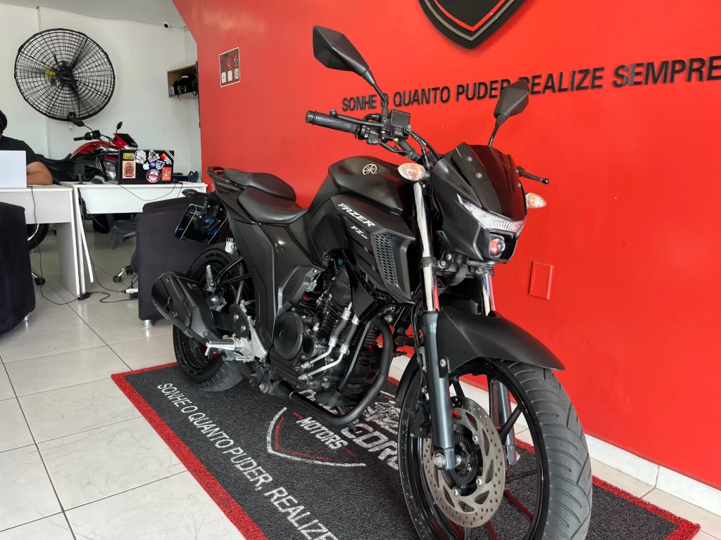 Yamaha FZ25 250 Fazer Flex 2023 preta à venda no Motonline - foto 6 de 18