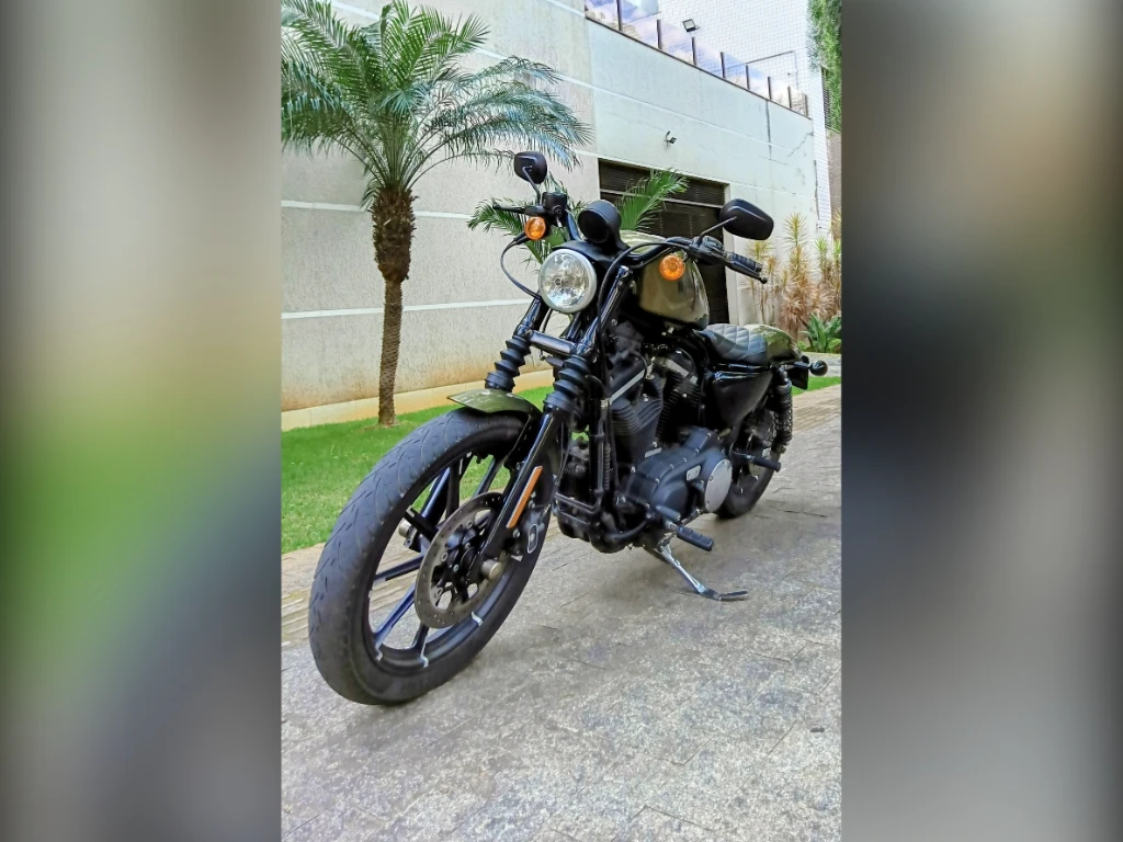 Miniatura da foto 6 - Harley-Davidson XL 883N Iron 2016